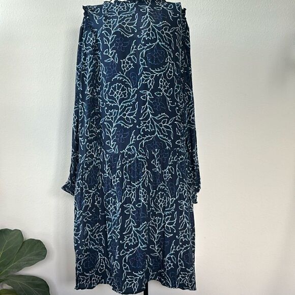 Caslon Navy Floral Midi Dress - Picture 3 of 7